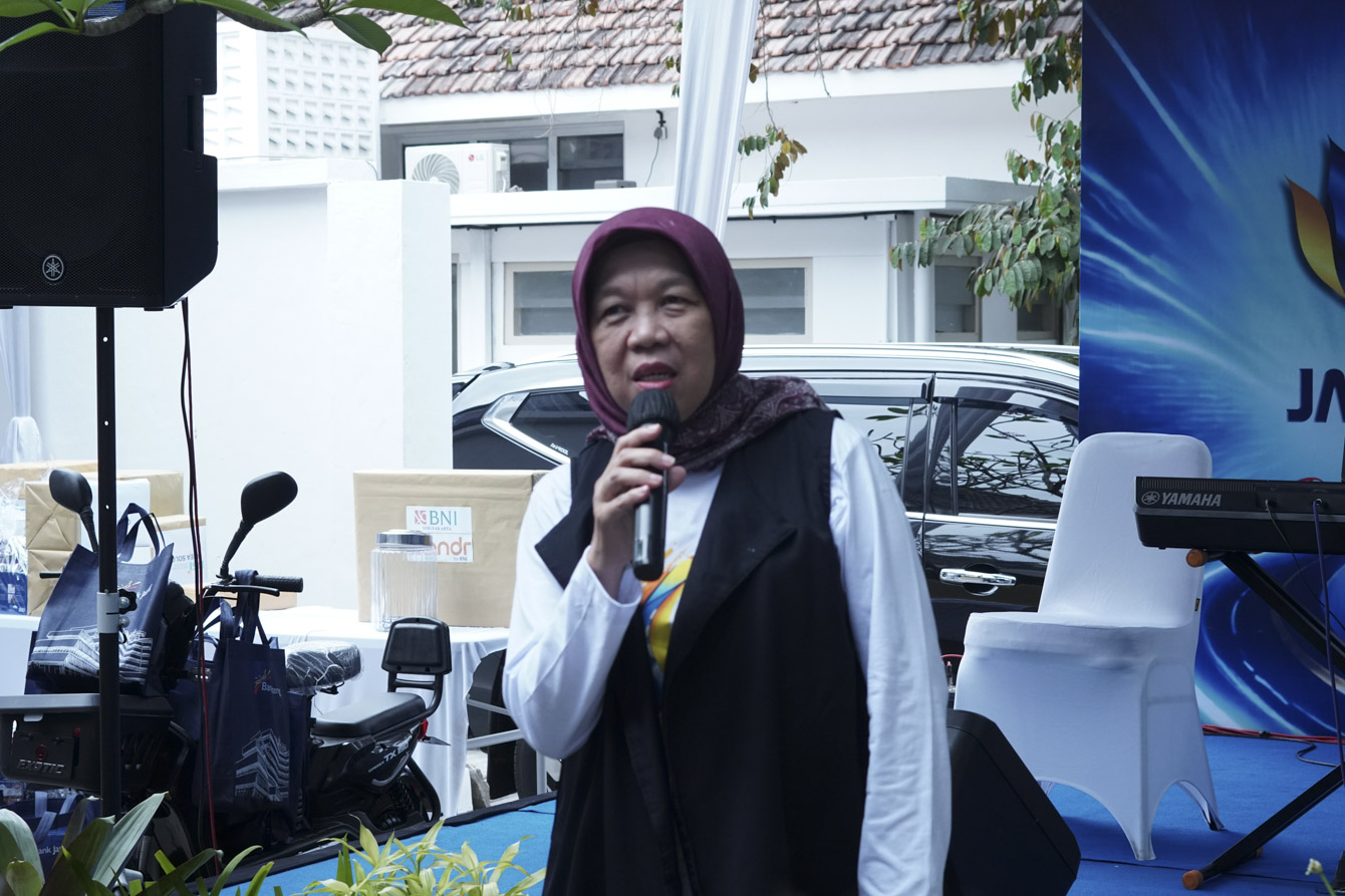 Wakil Komisaris Utama Sri Mulyani menegaskan bahwa ulang tahun PT Jasamarga pada 9 September menjadi momentum bagi perusahaan berbagi kebahagiaan dengan masyarakat.

“Kami dari Dewan Komisaris mengucapkan terimakasih atas kerja keras,loyalitas & dedikasinya di dalam menjalankan tugas dalam membangun Jalan Tol Jogja Solo, Insya Allah ada hal baik yang ingin diingatkan kepada kita semua karena sebagian tugas-tugas kita memberikan pelayanan terbaik kepada masyarakat,