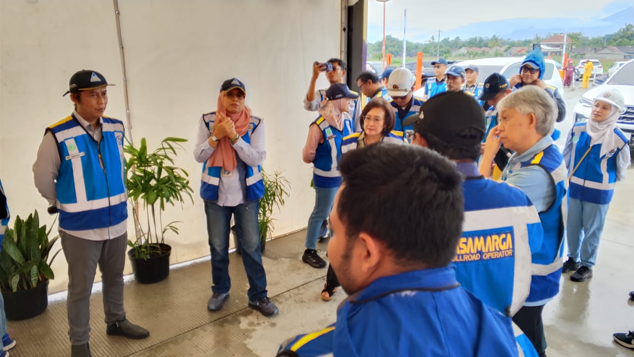 Kunjungan Direktur Operasi PT Jasa Marga (Persero) Tbk dalam rangka memastikan kesiapan Jalur Fungsional Tol Jogja Solo segmen Klaten - Prambanan